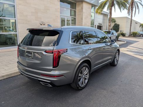 Used 2020 Cadillac XT6 Premium Luxury image 4