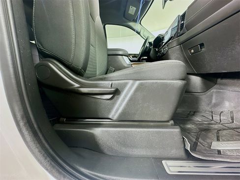 Used 2023 Chevrolet Silverado 1500 LT w/ Z71 Off-Road Package image 24