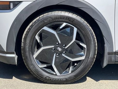 Certified 2024 Hyundai Ioniq 5 SEL RWD image 35