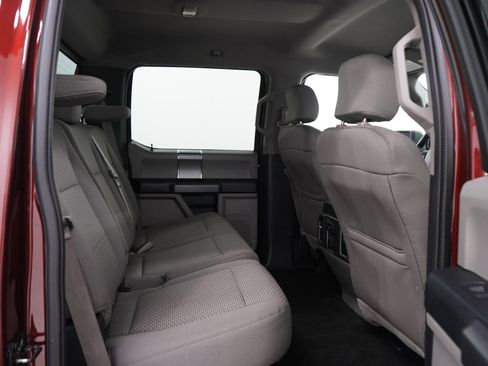 Used 2015 Ford F150 XLT w/ Equipment Group 302A Luxury AWD/4WD image 14
