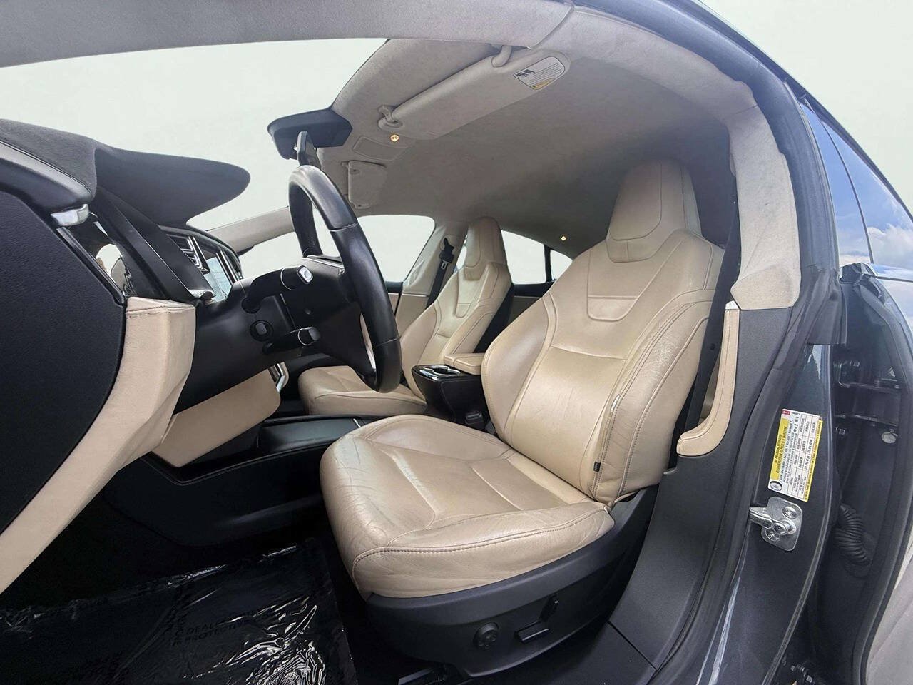 Used 2016 Tesla Model S RWD image 21