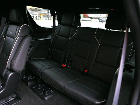 Used 2023 Cadillac Escalade Sport image 17