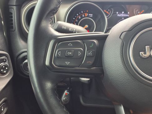 Used 2020 Jeep Wrangler Sport image 21