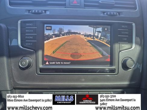 Used 2017 Volkswagen Golf Alltrack image 24