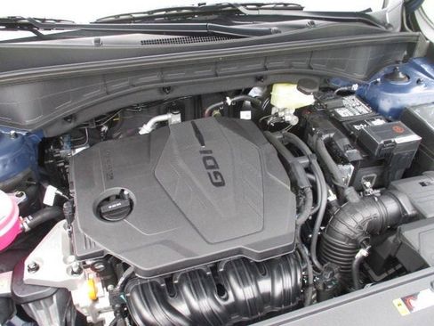 New 2025 Kia Sorento S image 12