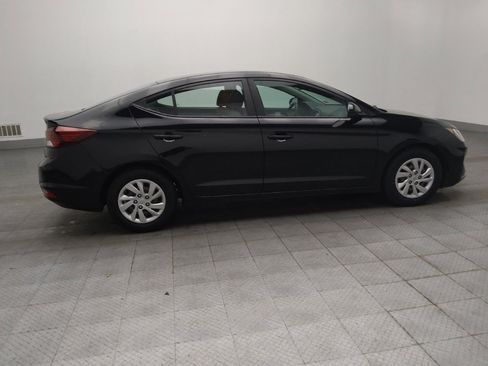 Used 2020 Hyundai Elantra SE w/ Cargo Package (C1) FWD image 10