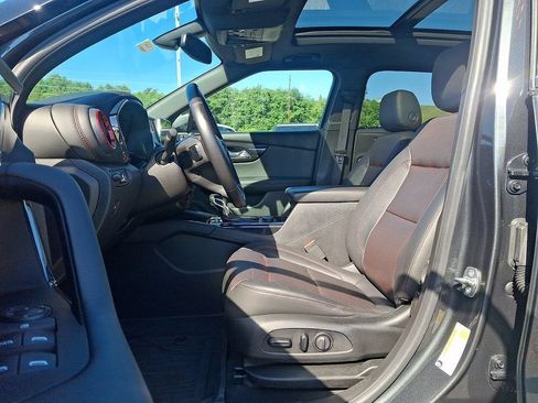 Used 2020 Chevrolet Blazer RS w/ LPO, Floor Liner Package AWD/4WD image 13