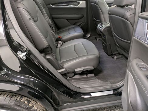Used 2024 Cadillac XT6 Premium Luxury w/ LPO, Floor Liner Package AWD/4WD image 26