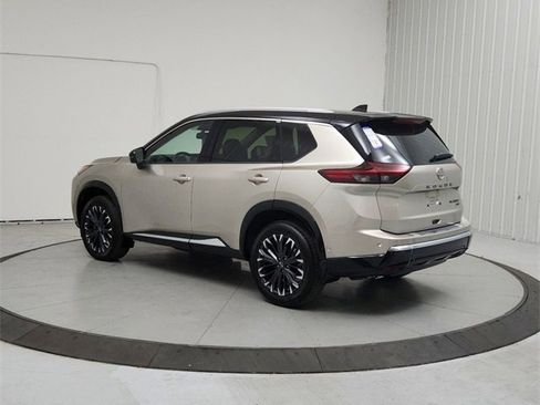 New 2026 Nissan Rogue Platinum w/ Platinum Premium Package image 5