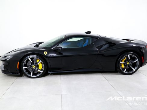 Used 2023 Ferrari SF90 Stradale AWD/4WD image 5
