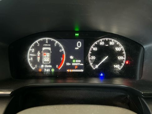 Used 2025 Honda CR-V EX image 17