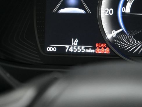 Used 2021 Lexus UX 200 w/ Accessory Package (Z2) FWD image 25