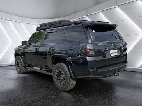 Used 2024 Toyota 4Runner SR5 image 6