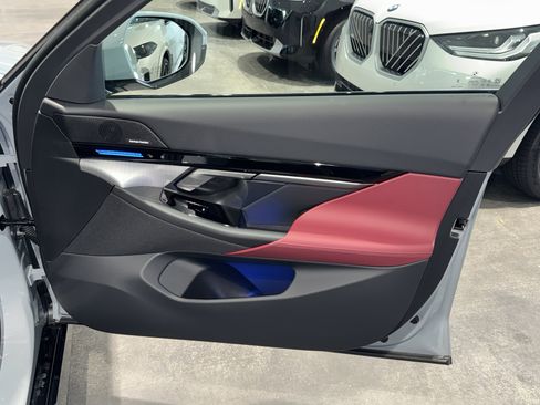 New 2026 BMW 530i w/ M Sport Package RWD image 8