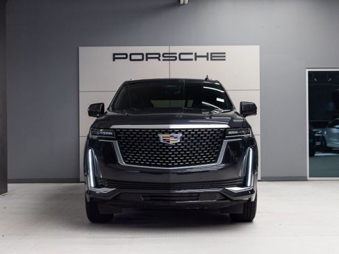 Used 2023 Cadillac Escalade Premium Luxury RWD image 10
