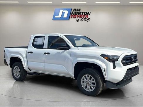New 2026 Toyota Tacoma SR image 3
