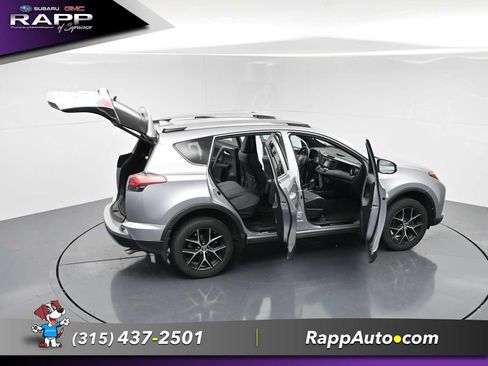 Used 2017 Toyota RAV4 SE AWD/4WD image 34