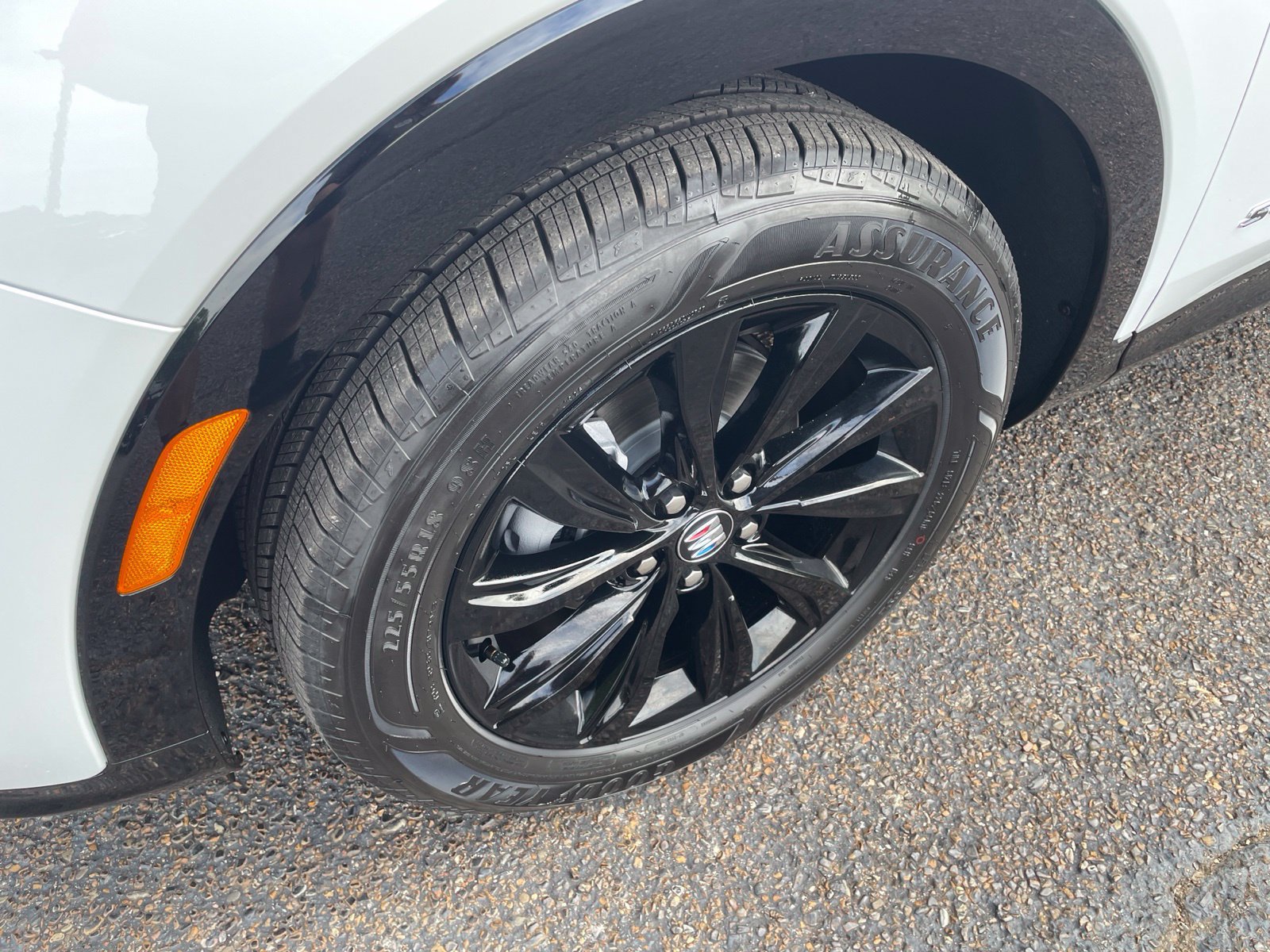 New 2026 Buick Envista Sport Touring w/ Convenience I Package FWD image 17
