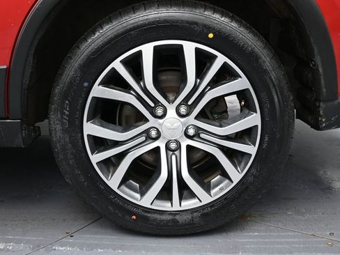 Used 2018 Mitsubishi Outlander ES image 21