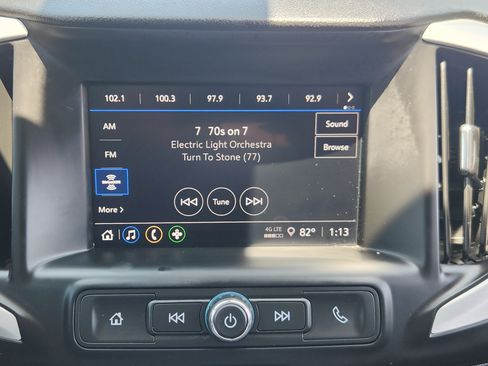Used 2024 GMC Terrain SLE FWD image 15