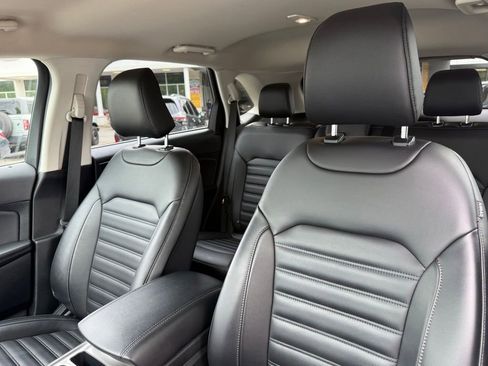 Used 2023 Ford Edge SEL w/ Convenience Package AWD/4WD image 21
