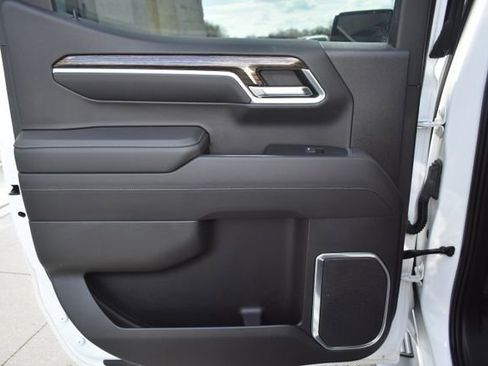 Used 2022 GMC Sierra 1500 Elevation w/ Elevation Premium Package image 35