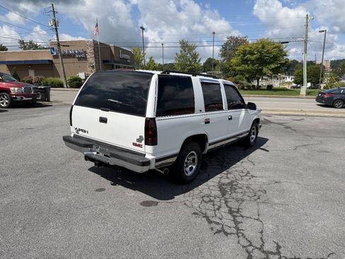 Used 1999 GMC Yukon 2WD 4-Door image 5