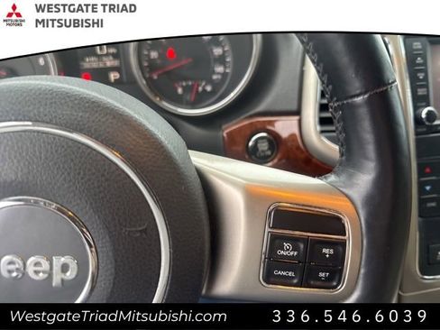 Used 2013 Jeep Grand Cherokee Limited w/ Luxury Group II image 20