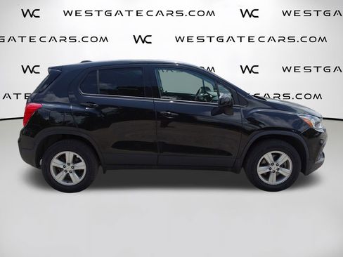 Used 2020 Chevrolet Trax LS w/ Tint and Cruise Package image 10