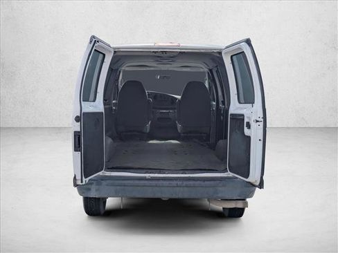Used 2008 Ford E-150 and Econoline 150 XL RWD image 6