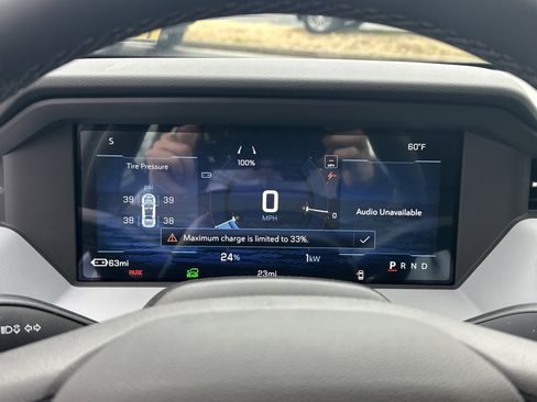 New 2027 Chevrolet Bolt LT w/ Comfort Package image 27