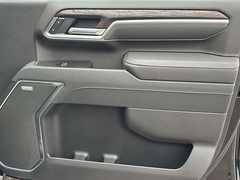 New 2026 GMC Sierra 2500 SLT w/ SLT Premium Package image 21