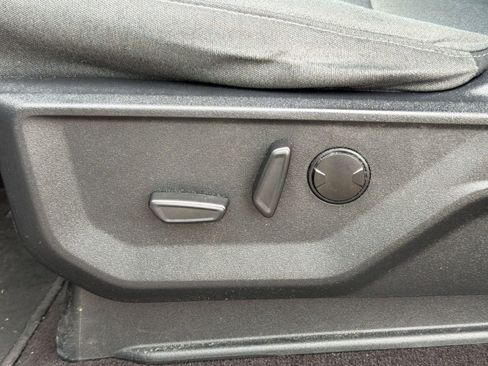 Used 2022 Ford F150 XLT w/ Equipment Group 302A High RWD image 13