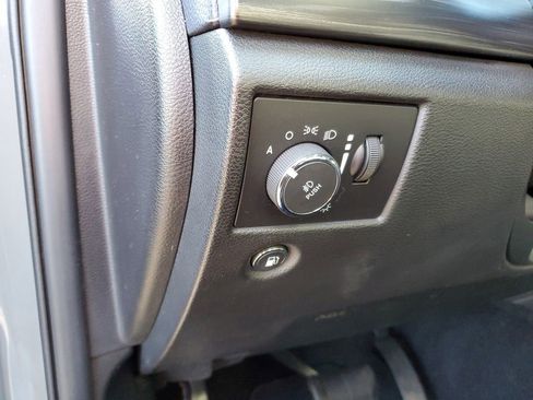 Used 2020 Jeep Grand Cherokee Altitude image 9