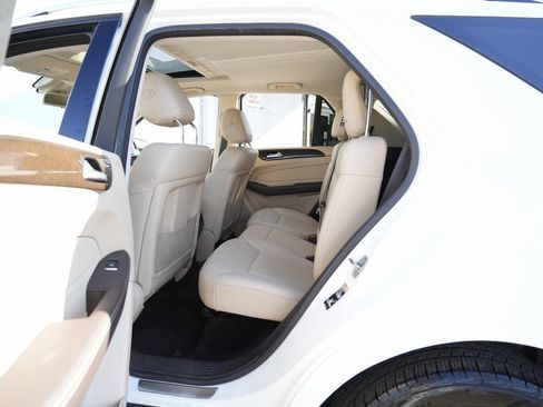 Used 2018 Mercedes-Benz GLE 350 4MATIC w/ Premium 1 Package image 19