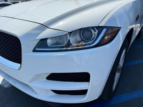 Used 2020 Jaguar F-PACE Premium AWD/4WD image 4