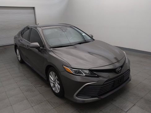 Used 2023 Toyota Camry LE w/ Convenience Package FWD image 13
