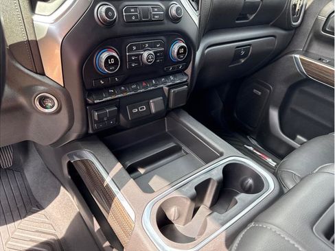 Used 2020 Chevrolet Silverado 1500 LT Trail Boss image 44