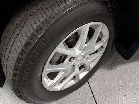 Certified 2024 Chevrolet Equinox LT AWD/4WD image 9