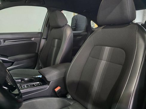 Used 2022 Honda Civic Sport image 24