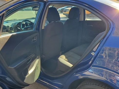 Used 2013 Chevrolet Sonic LT image 33
