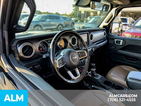 Used 2021 Jeep Wrangler Unlimited Rubicon AWD/4WD image 14