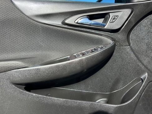 Used 2021 Chevrolet Malibu LT FWD image 13