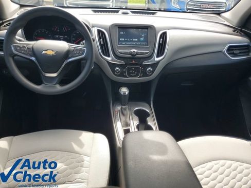Used 2018 Chevrolet Equinox LT FWD image 14