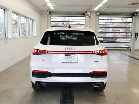 New 2025 Audi Q5 Premium image 5