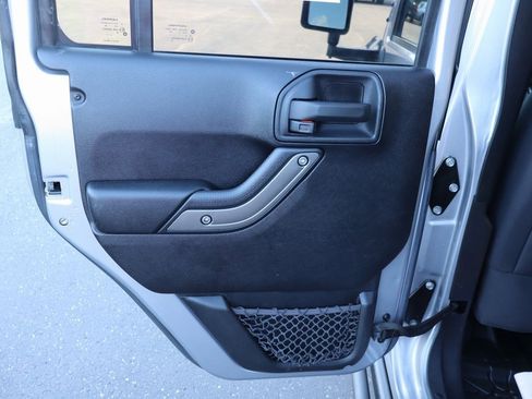 Used 2016 Jeep Wrangler Unlimited Sport image 22