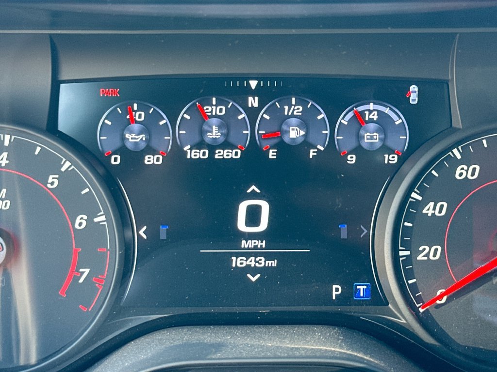 Used 2022 Chevrolet Camaro SS RWD image 12