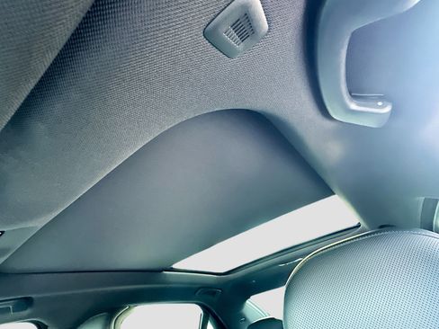 Used 2024 BMW 760i xDrive image 20