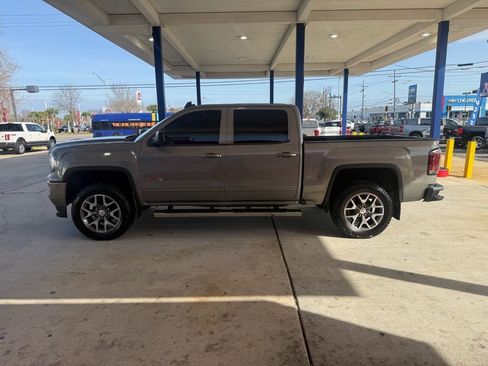 Used 2017 GMC Sierra 1500 SLT image 4