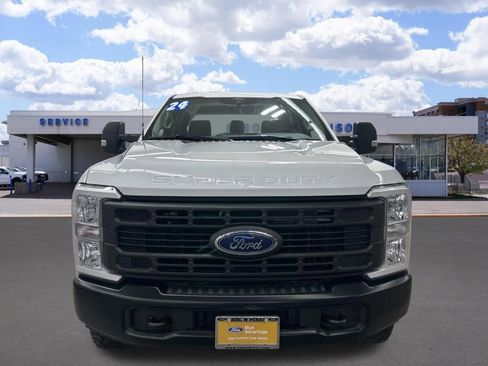 Used 2024 Ford F250 XL w/ FX4 Off-Road Package AWD/4WD image 8